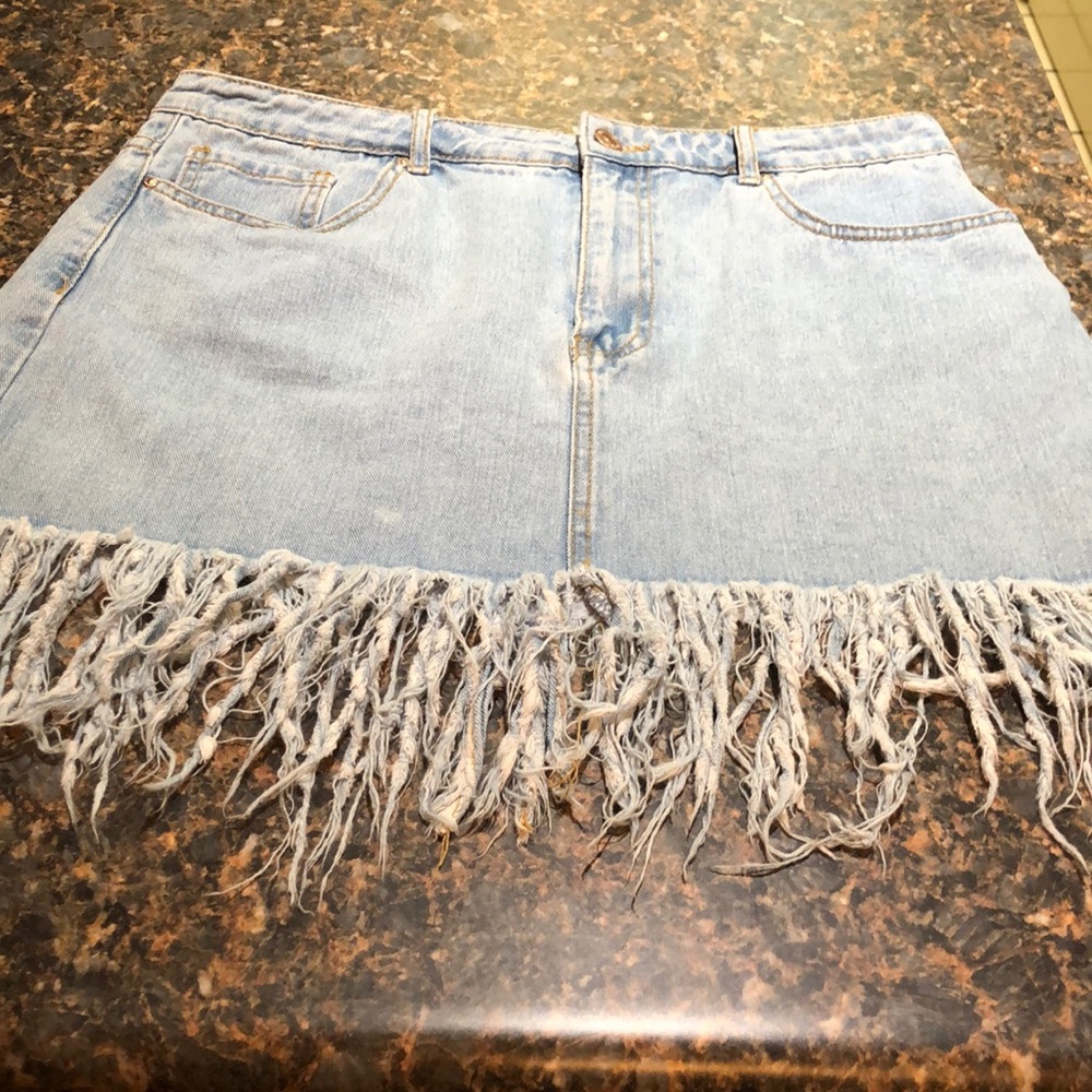 Forever 21 skirt